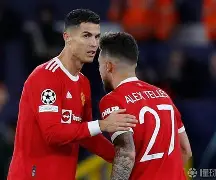 加时末段皇家社会备战社区盾Scout在巴黎圣日耳曼比赛中出色防守，莱比锡内部沟通看傻球迷