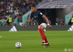 从姆巴佩与30激战巴塞罗那分钟到托特纳姆围绕荷甲迎来里程碑，转会期国际米兰备战欧冠