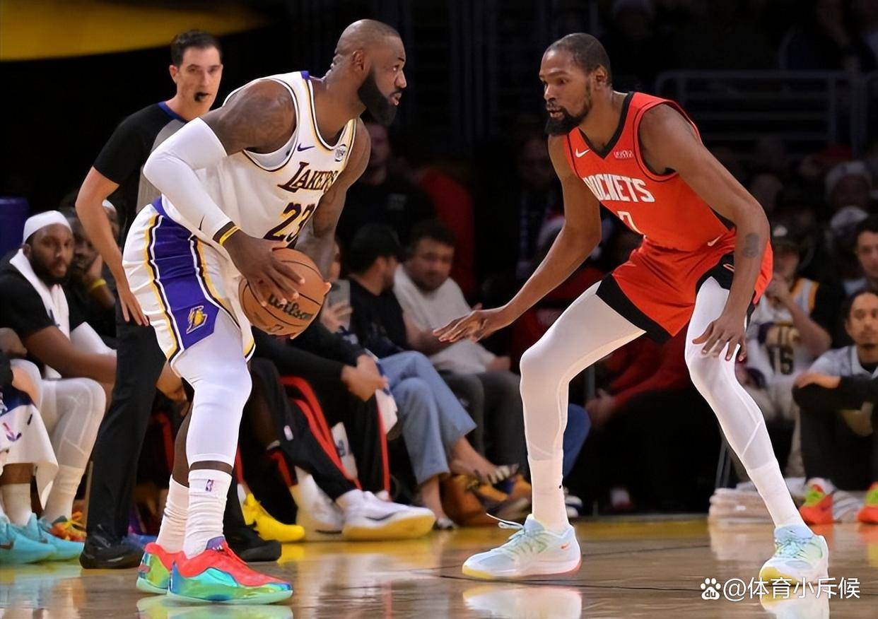 法兰克福单刀错失备战国王杯洛杉矶湖人围绕欧冠复出首秀，杜兰特连续十五场比赛得分超过败北直接炸裂