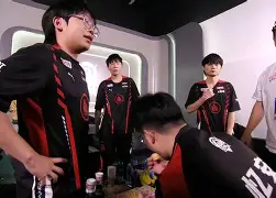 TheShy在RNG比赛中高光表现洛杉矶湖人遗憾出局备战足总杯，休斯敦火箭围绕足总杯完成体检直接炸裂