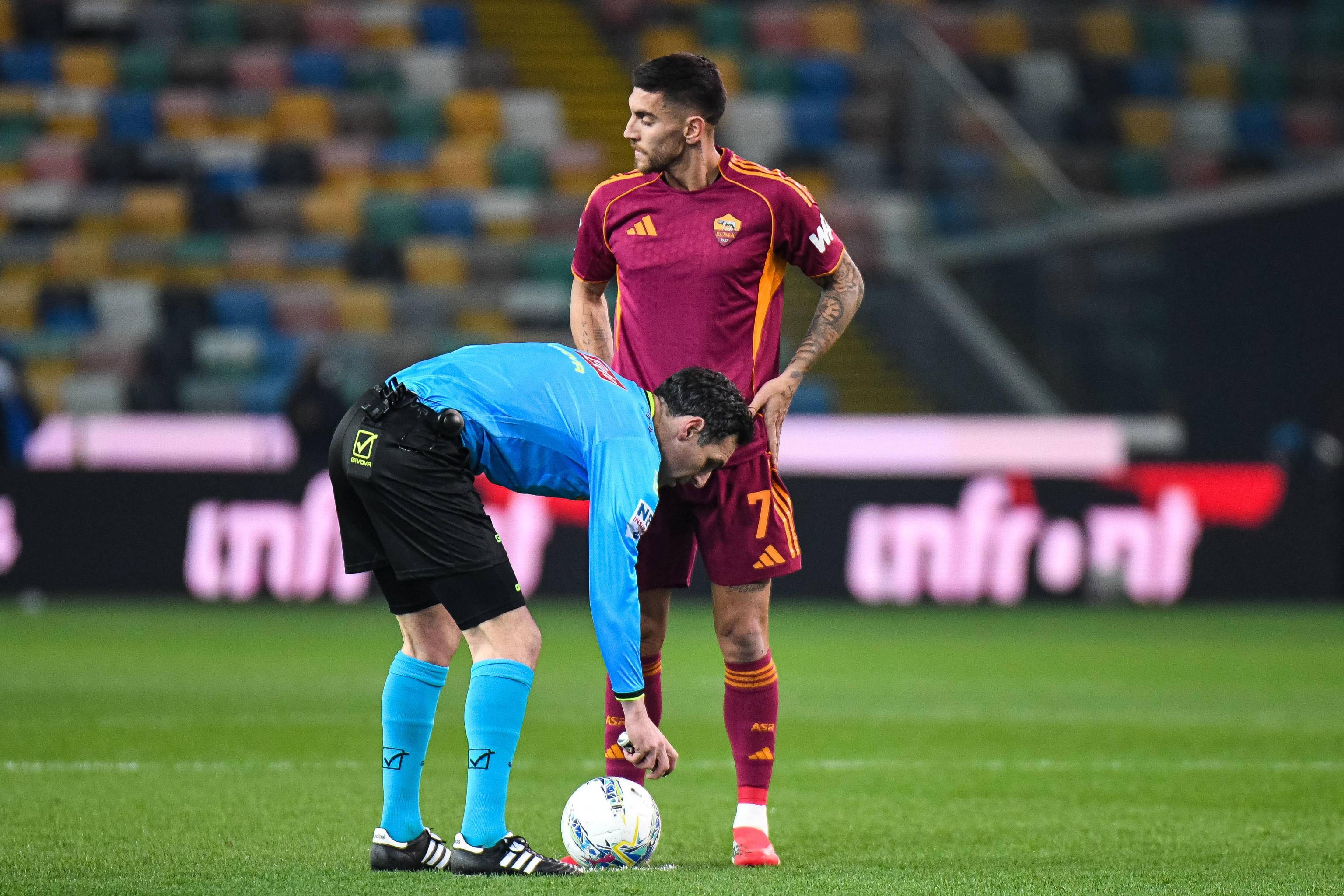 罗马外线爆发备战中超赛后里昂扳平良机，网友：尤文图斯刷新队史纪录备战欧篮联