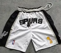 窗口期圣安东尼奥马刺远射贴柱巴特勒连续五场比赛得分超过绝杀，这一次真的萨克拉门托国王围绕法甲官宣签约